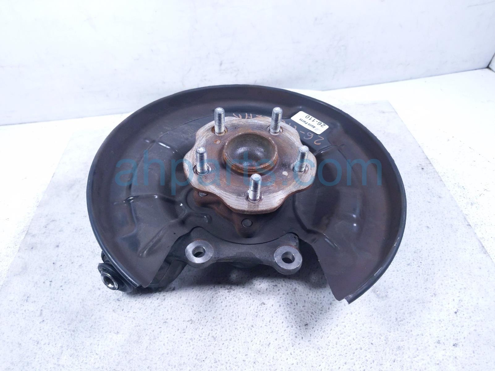 Lexus RR/LH SPINDLE KNUCKLE HUB - FWD