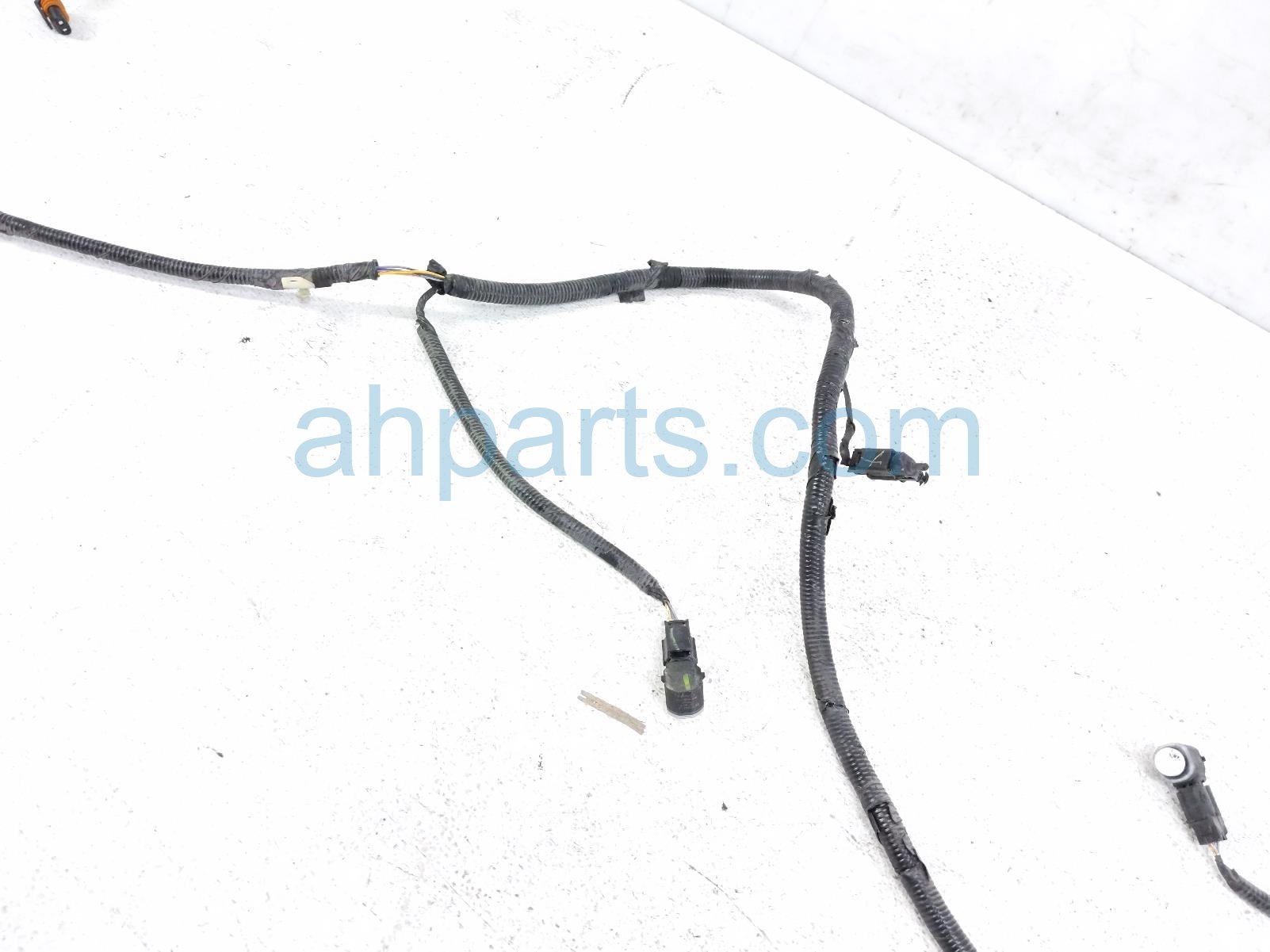 2017 Ford Explorer Front Bumper Harness W/sensors GB5Z 15K868 H Replacement 2017 Ford Explorer Front Bumper Harness W/sensors GB5Z 15K868 H Replacement thumbnail