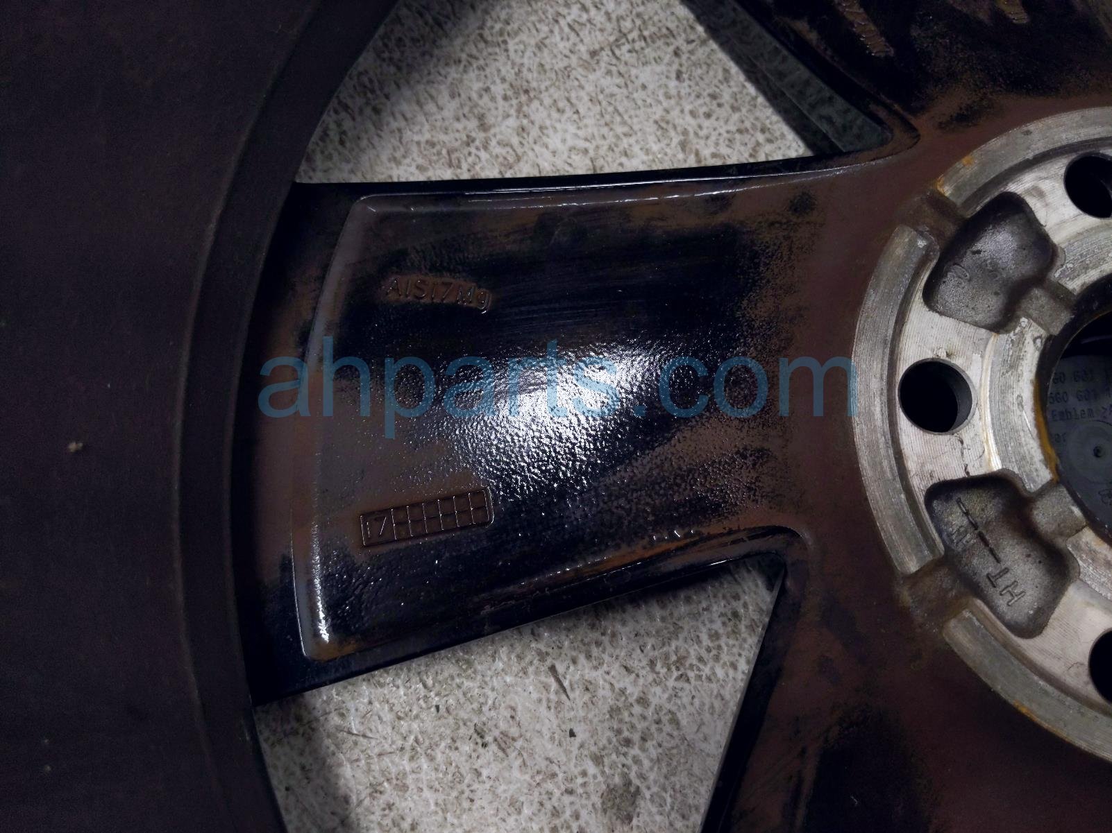 2018 Volkswagen Golf Gti Rear Driver Wheel / Rim 5GM 601 025 Q FZZ Replacement 2018 Volkswagen Golf Gti Rear Driver Wheel / Rim 5GM 601 025 Q FZZ Replacement thumbnail