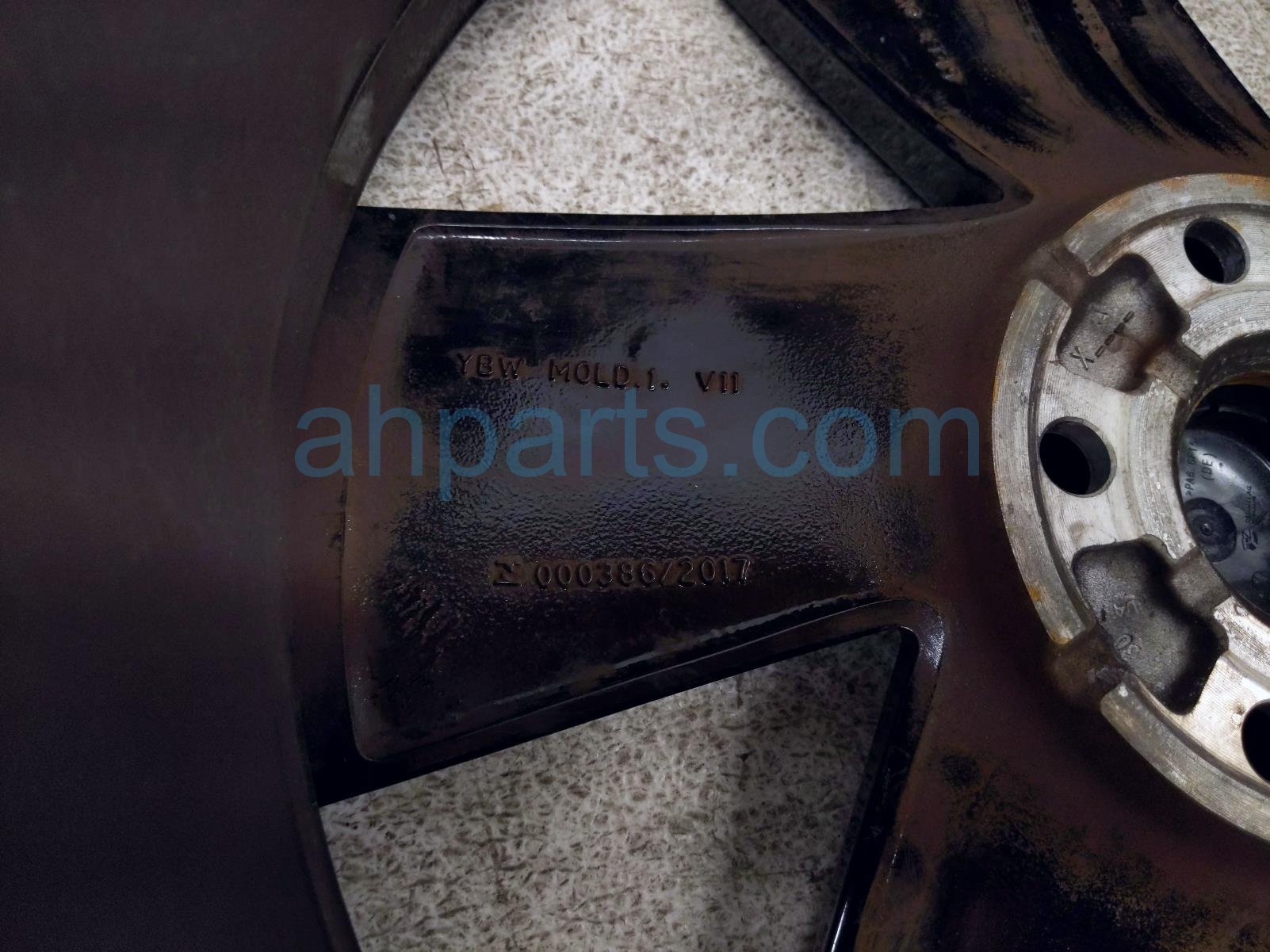 2018 Volkswagen Golf Gti Rear Driver Wheel / Rim 5GM 601 025 Q FZZ Replacement 2018 Volkswagen Golf Gti Rear Driver Wheel / Rim 5GM 601 025 Q FZZ Replacement thumbnail