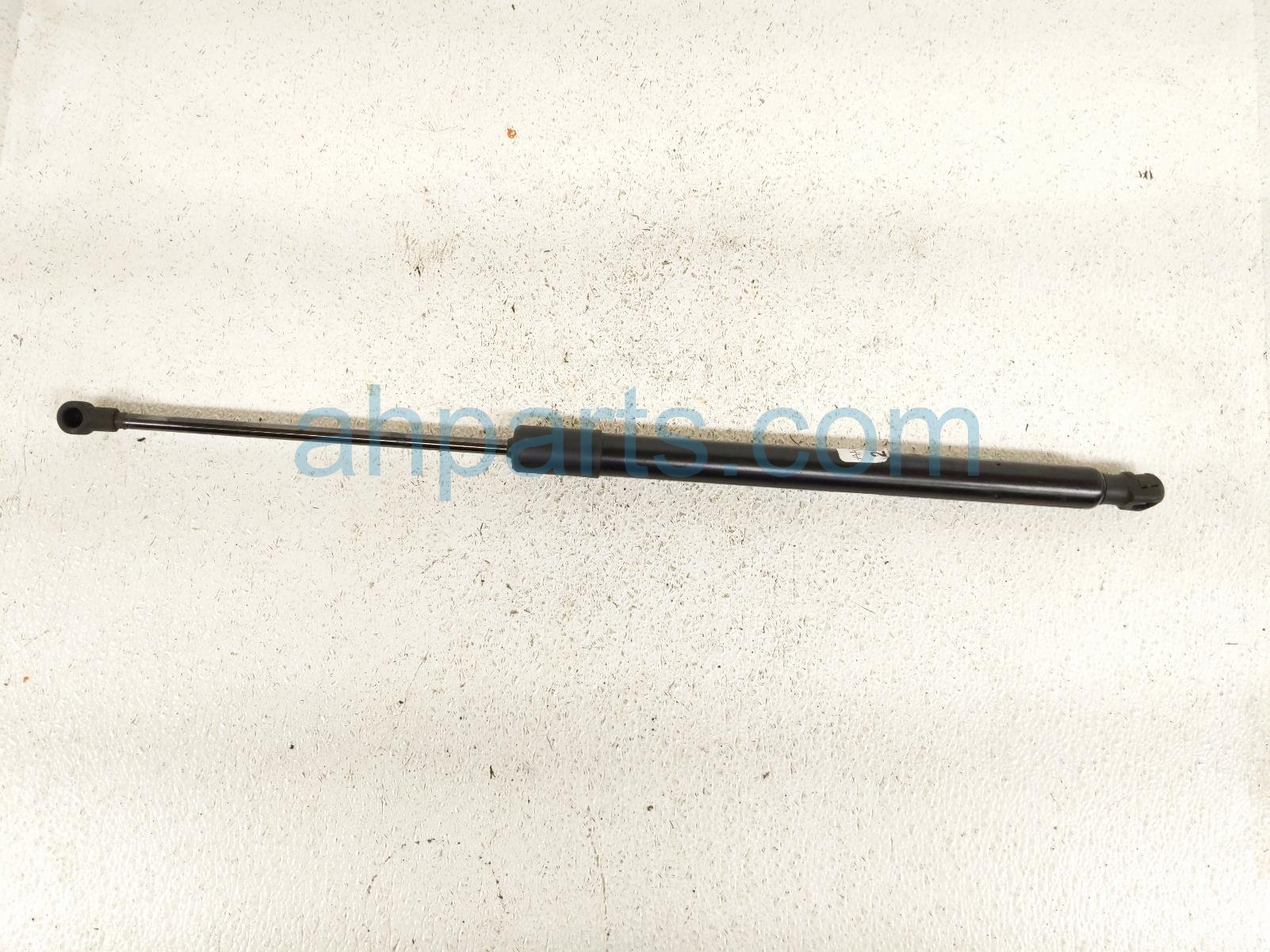 2018 Volkswagen Golf Gti Passenger Tailgate Lift Support Strut 5GM 827 550 B Replacement 2018 Volkswagen Golf Gti Passenger Tailgate Lift Support Strut 5GM 827 550 B Replacement thumbnail