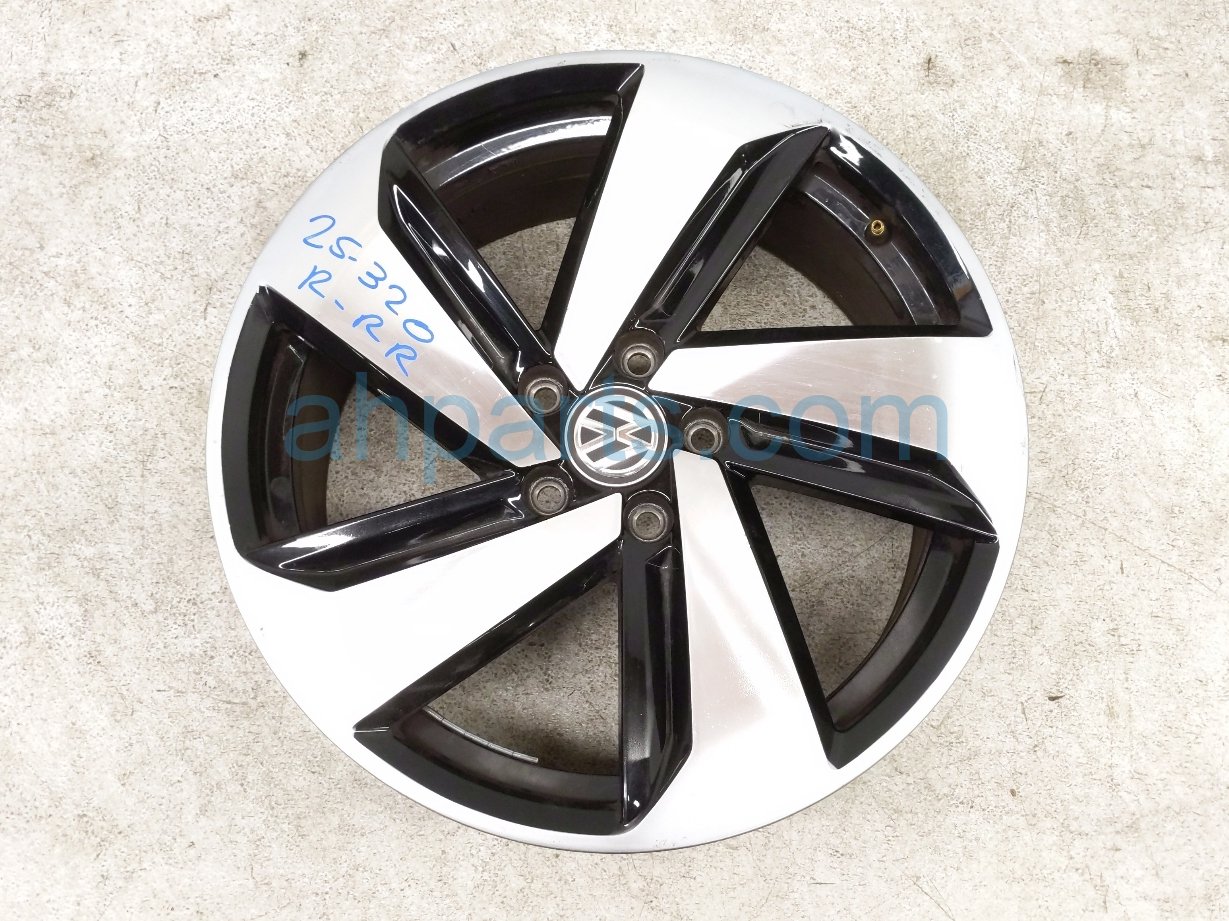 $135 Volkswagen RR/RH WHEEL / RIM