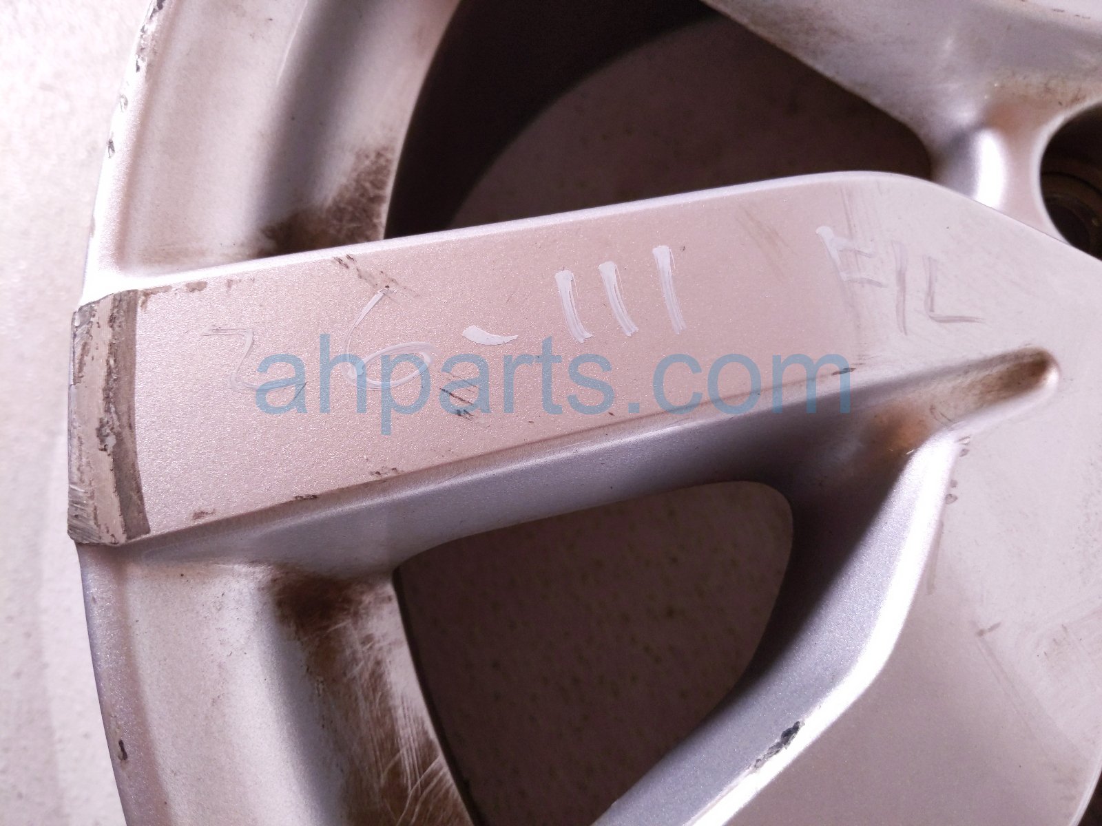 2019 Honda Pilot Front Driver Wheel / Rim *some Crub 42700 TG7 A61 Replacement 2019 Honda Pilot Front Driver Wheel / Rim *some Crub 42700 TG7 A61 Replacement thumbnail