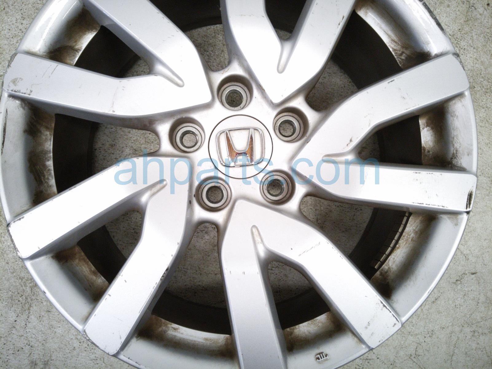 2019 Honda Pilot Front Passenger Wheel / Rim *some Curb 42700 TG7 A61 Replacement 2019 Honda Pilot Front Passenger Wheel / Rim *some Curb 42700 TG7 A61 Replacement thumbnail