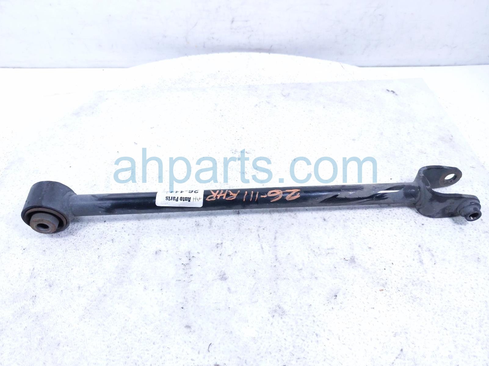 2019 Honda Pilot Rear Passenger Trailing Lower Control Arm 52370 TZ5 A91 Replacement 2019 Honda Pilot Rear Passenger Trailing Lower Control Arm 52370 TZ5 A91 Replacement thumbnail