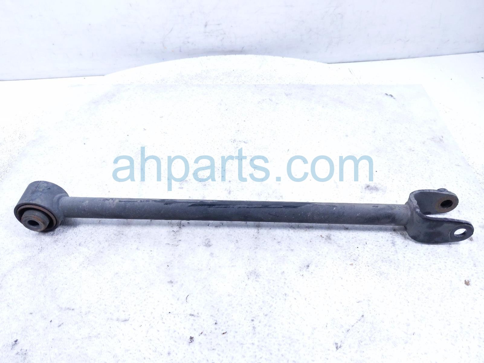 2019 Honda Pilot Rear Passenger Trailing Lower Control Arm 52370 TZ5 A91 Replacement 2019 Honda Pilot Rear Passenger Trailing Lower Control Arm 52370 TZ5 A91 Replacement thumbnail
