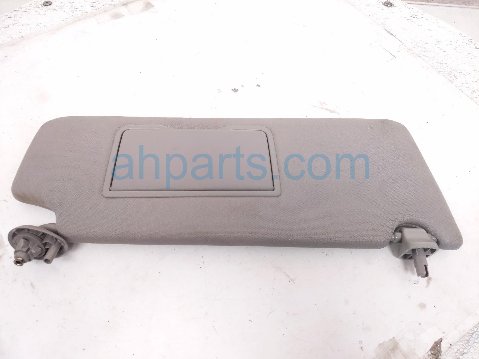 Honda RH SUN VISOR - GREY