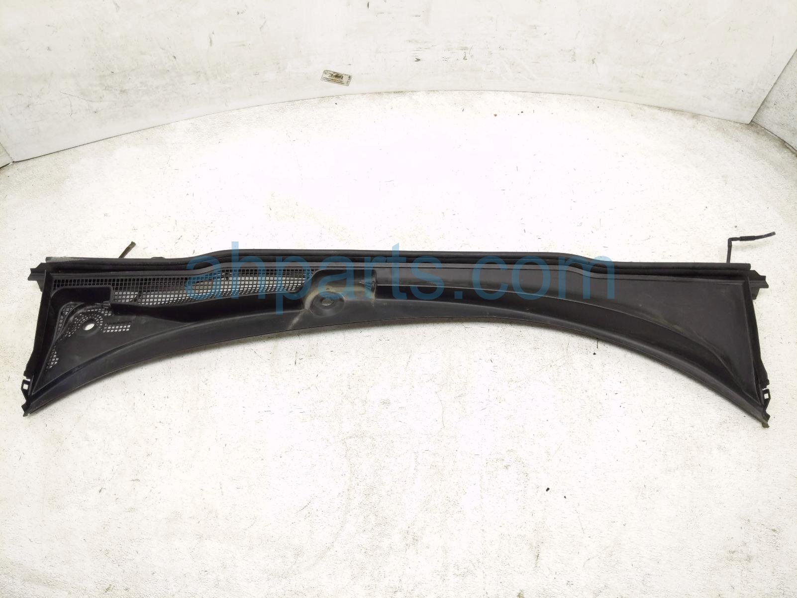 Honda WINDSHIELD COWL PANEL - SDN