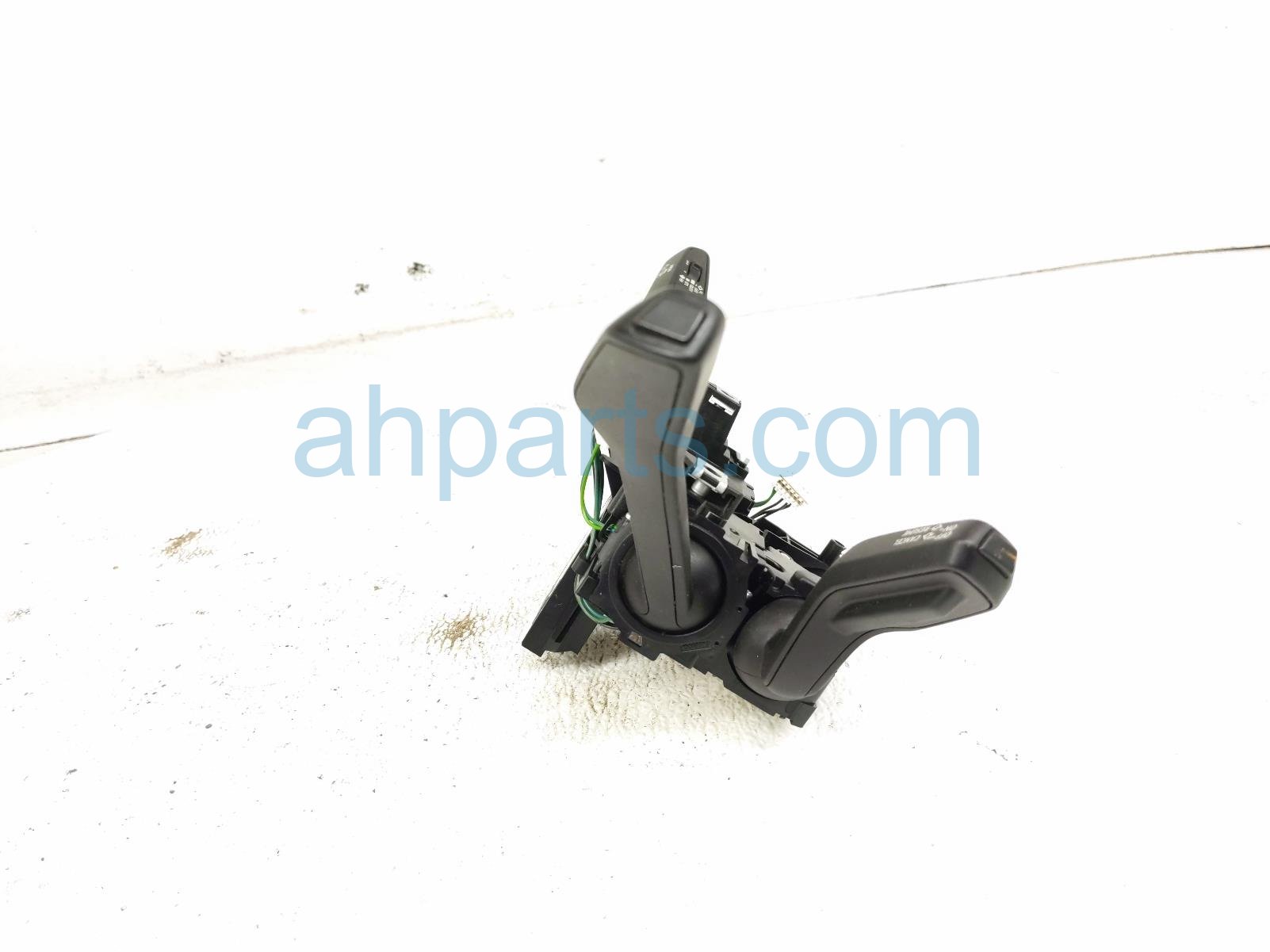 2023 Audi A3 Audi Combo Headlight / Wiper Column Switch 82A 953 521 NJ Replacement 2023 Audi A3 Audi Combo Headlight / Wiper Column Switch 82A 953 521 NJ Replacement thumbnail