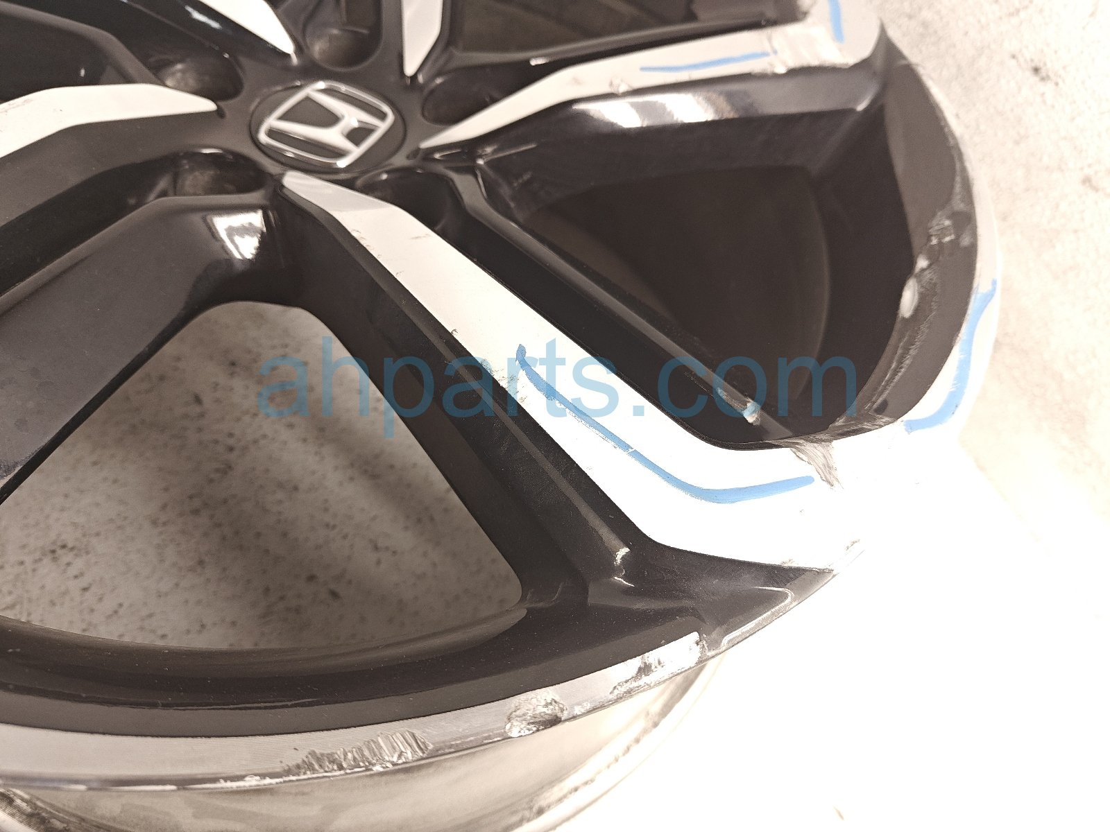 2022 Honda Accord Front Passenger Wheel / Rim Curb / Gouges 42700 TVA A94 Replacement 2022 Honda Accord Front Passenger Wheel / Rim Curb / Gouges 42700 TVA A94 Replacement thumbnail