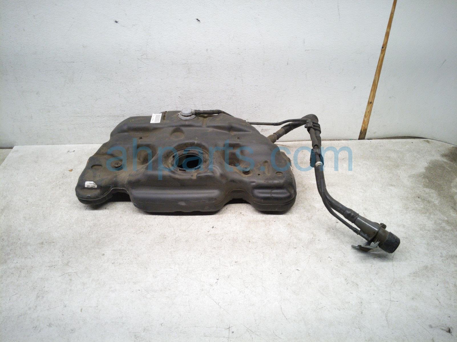 $149 Honda GAS / FUEL TANK