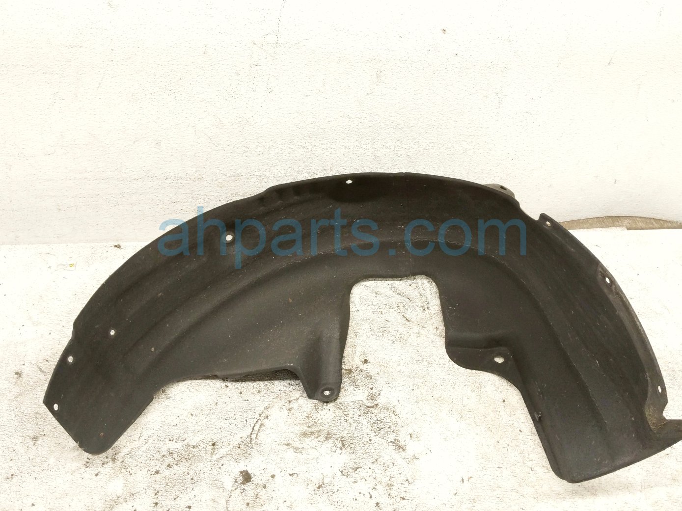 2019 Hyundai Tucson Rear Driver Inner Fender Liner 86821 D3500 Replacement 2019 Hyundai Tucson Rear Driver Inner Fender Liner 86821 D3500 Replacement thumbnail