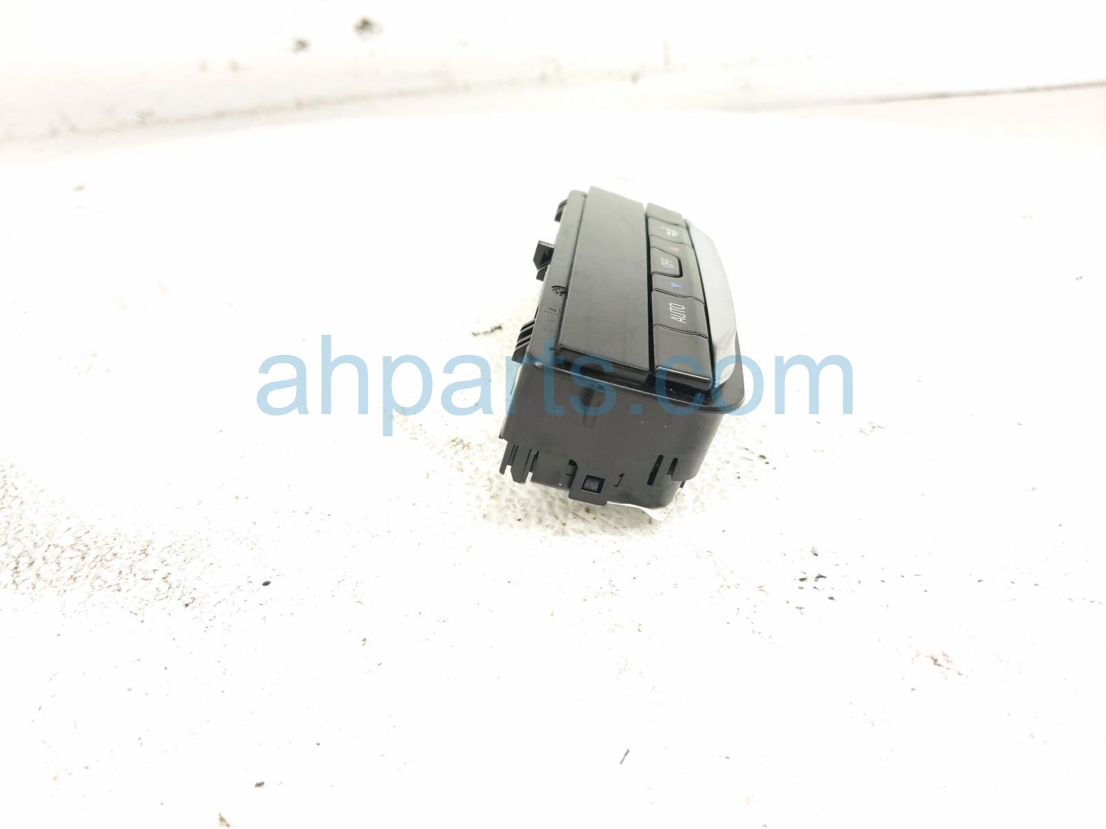 2025 BMW I4 Temperature Climate Heater/ac Control(on Dash) 61 31 5 A3B BF4 Replacement 2025 BMW I4 Temperature Climate Heater/ac Control(on Dash) 61 31 5 A3B BF4 Replacement thumbnail