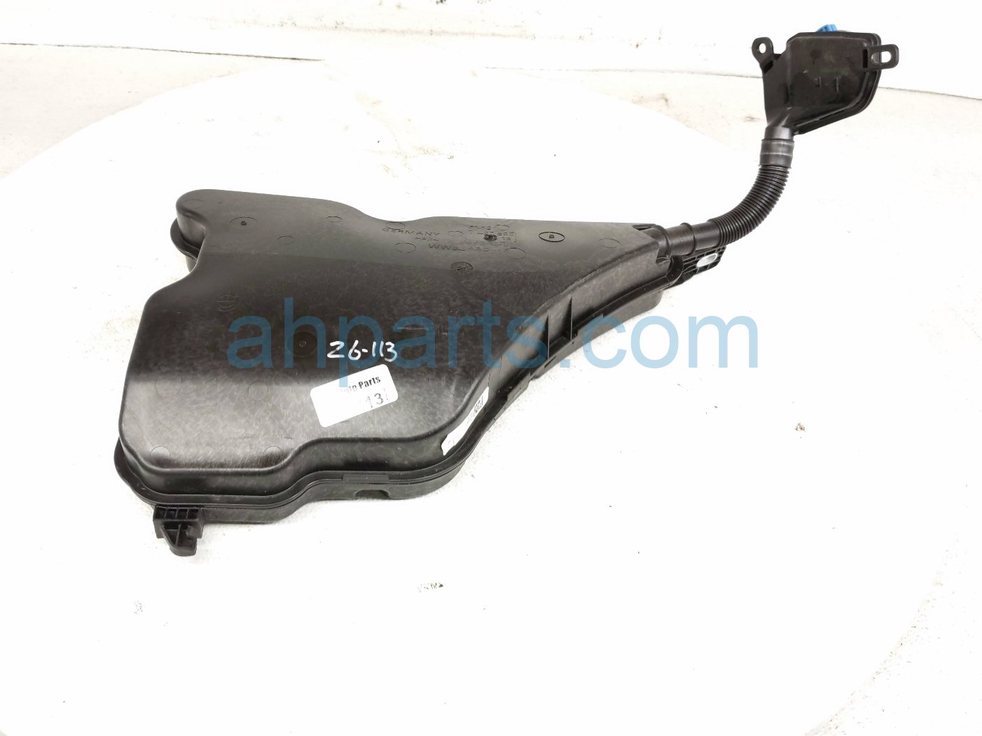 2025 BMW I4 Windshield Washer Reservoir Tank 61 66 9 478 352 Replacement 2025 BMW I4 Windshield Washer Reservoir Tank 61 66 9 478 352 Replacement thumbnail