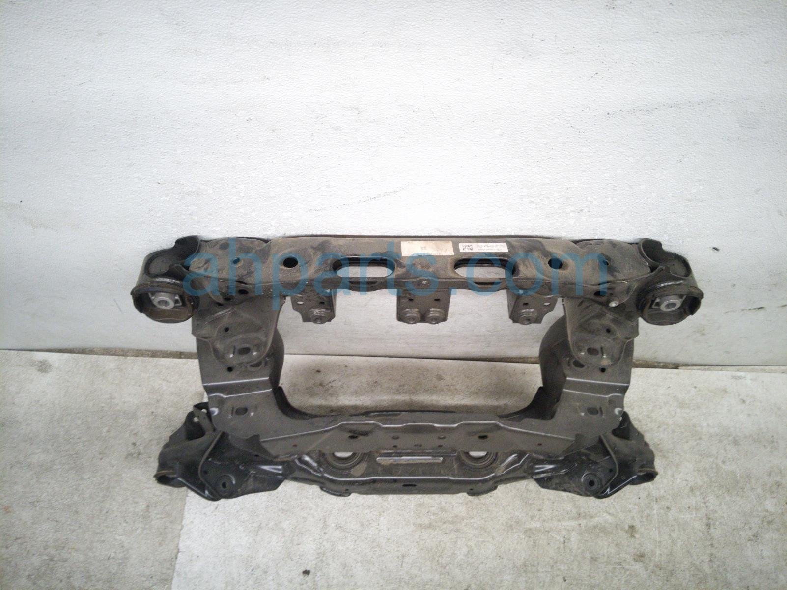 2025 BMW I4 Crossmember Rear Sub Frame / Cradle 33 30 7 916 221 Replacement 2025 BMW I4 Crossmember Rear Sub Frame / Cradle 33 30 7 916 221 Replacement thumbnail