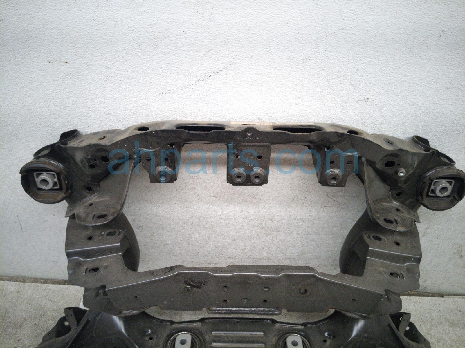 2025 BMW I4 Crossmember Rear Sub Frame / Cradle 33 30 7 916 221 Replacement 2025 BMW I4 Crossmember Rear Sub Frame / Cradle 33 30 7 916 221 Replacement thumbnail