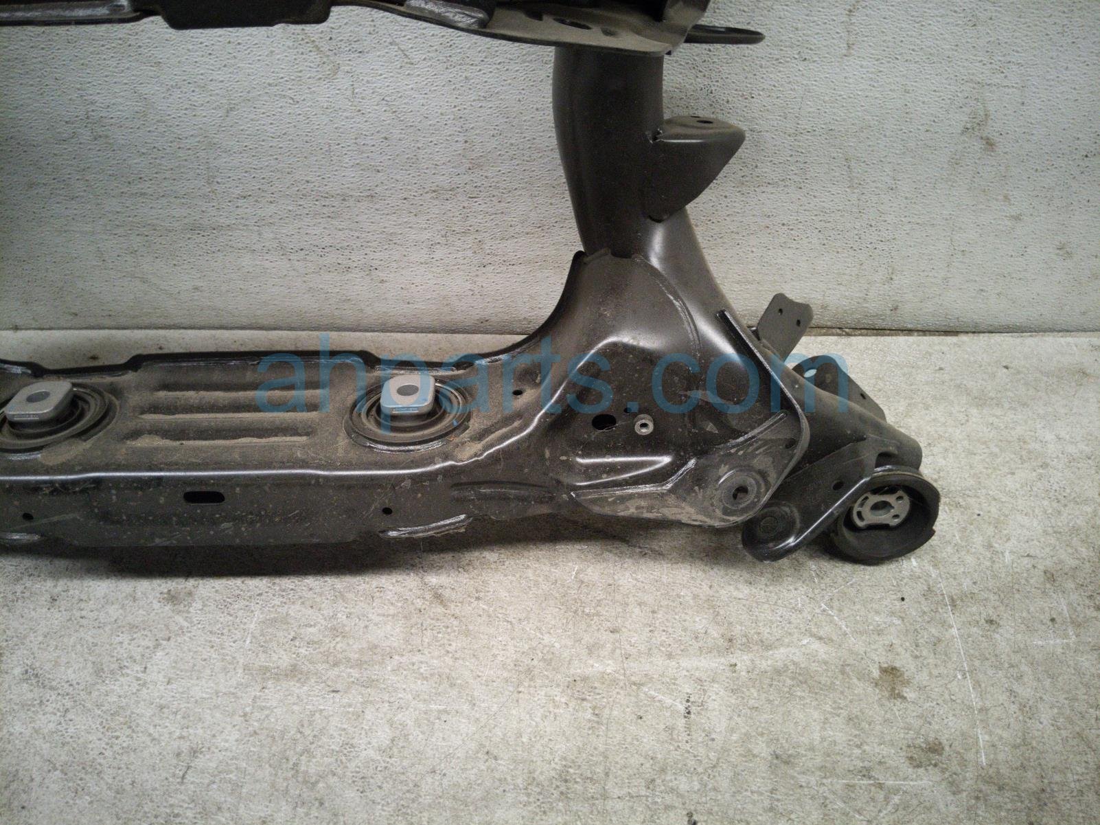 2025 BMW I4 Crossmember Rear Sub Frame / Cradle 33 30 7 916 221 Replacement 2025 BMW I4 Crossmember Rear Sub Frame / Cradle 33 30 7 916 221 Replacement thumbnail
