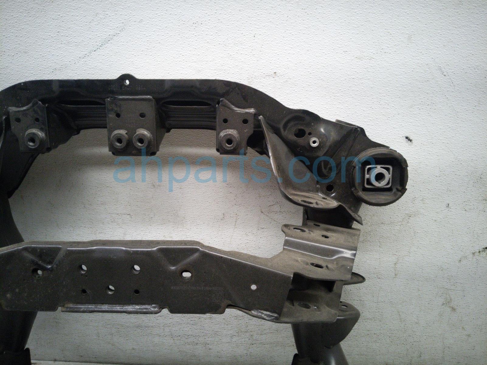 2025 BMW I4 Crossmember Rear Sub Frame / Cradle 33 30 7 916 221 Replacement 2025 BMW I4 Crossmember Rear Sub Frame / Cradle 33 30 7 916 221 Replacement thumbnail