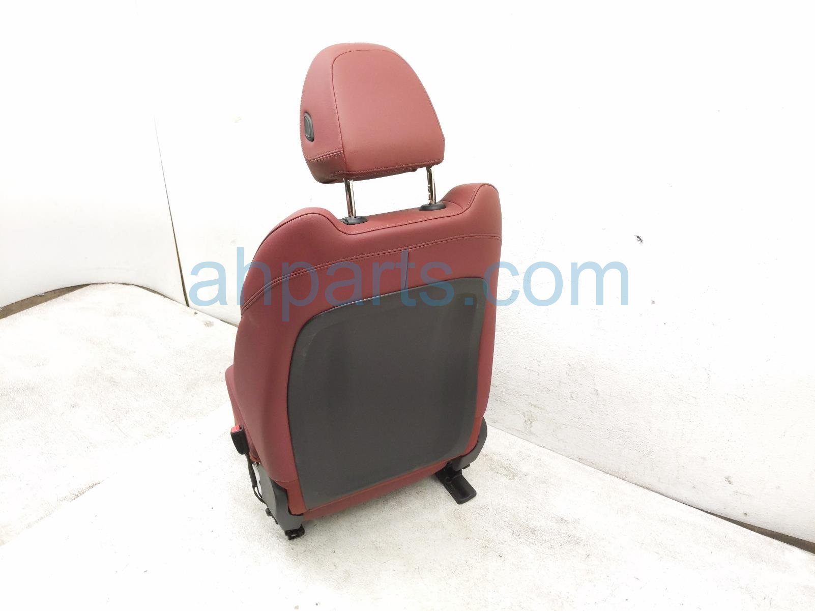 2025 BMW I4 Front Passenger Seat Red W/ Airbag 52 10 5 A1A FA8 Replacement 2025 BMW I4 Front Passenger Seat Red W/ Airbag 52 10 5 A1A FA8 Replacement thumbnail