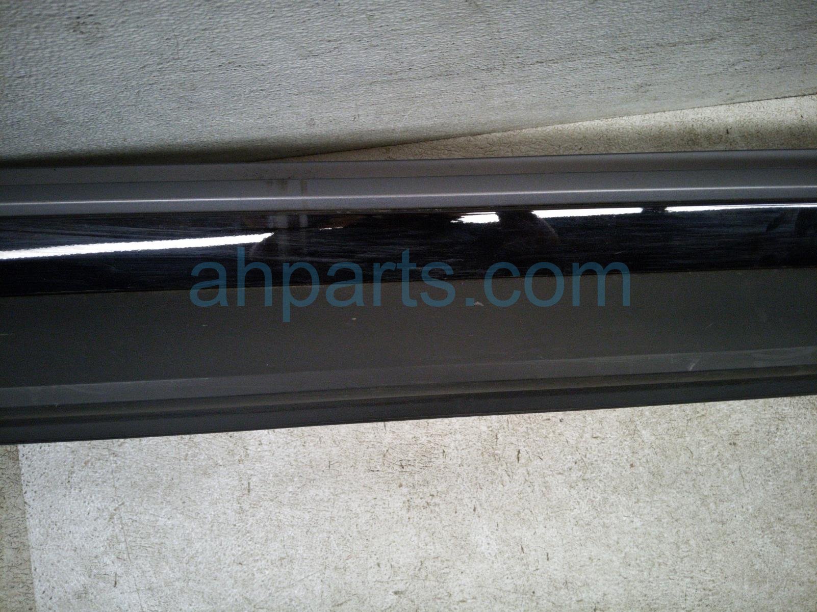 2025 BMW I4 Rocker Trim Passenger Side Skirt / Molding Black 51 77 5 A36 104 Replacement 2025 BMW I4 Rocker Trim Passenger Side Skirt / Molding Black 51 77 5 A36 104 Replacement thumbnail
