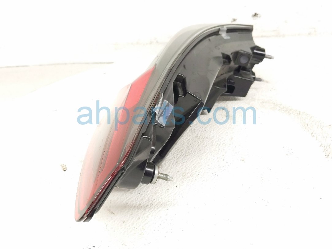 2025 BMW I4 Light / Rear Passenger Tail Lamp (on Body) 63 21 7 477 606 Replacement 2025 BMW I4 Light / Rear Passenger Tail Lamp (on Body) 63 21 7 477 606 Replacement thumbnail