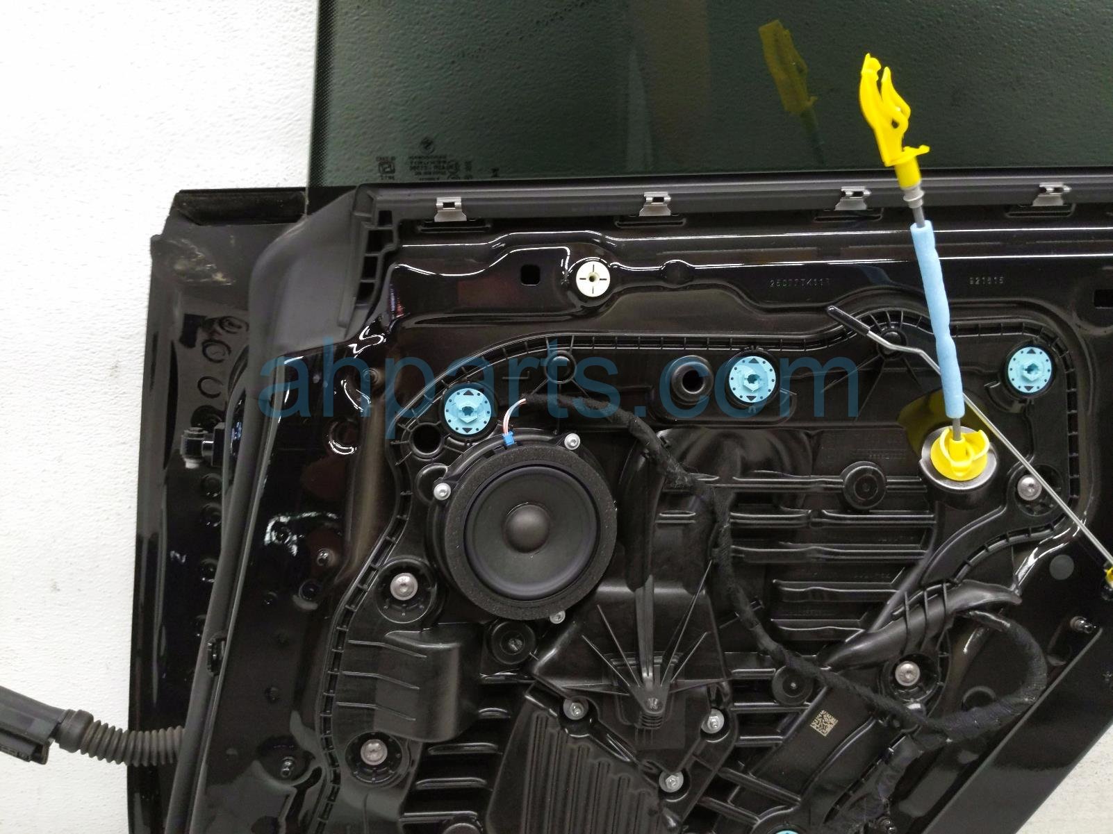 2025 BMW I4 Rear Passenger Door Black No Inside Trim 41 00 9 625 100 Replacement 2025 BMW I4 Rear Passenger Door Black No Inside Trim 41 00 9 625 100 Replacement thumbnail