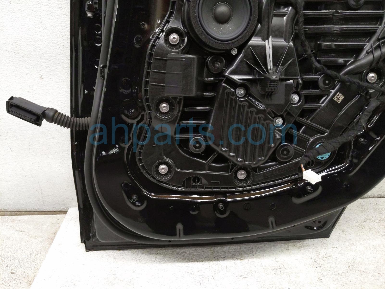 2025 BMW I4 Rear Passenger Door Black No Inside Trim 41 00 9 625 100 Replacement 2025 BMW I4 Rear Passenger Door Black No Inside Trim 41 00 9 625 100 Replacement thumbnail