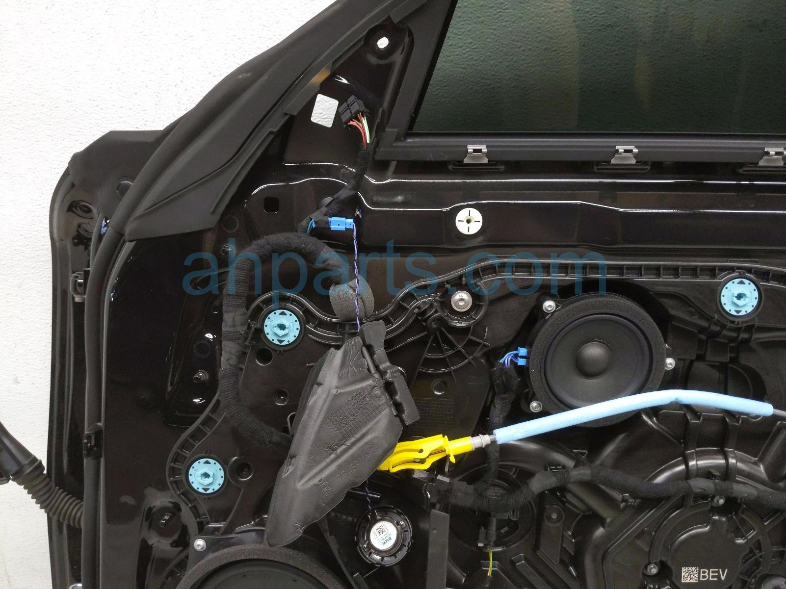 2025 BMW I4 Front Passenger Door Black No Mirror/trim* 41 00 9 625 096 Replacement 2025 BMW I4 Front Passenger Door Black No Mirror/trim* 41 00 9 625 096 Replacement thumbnail