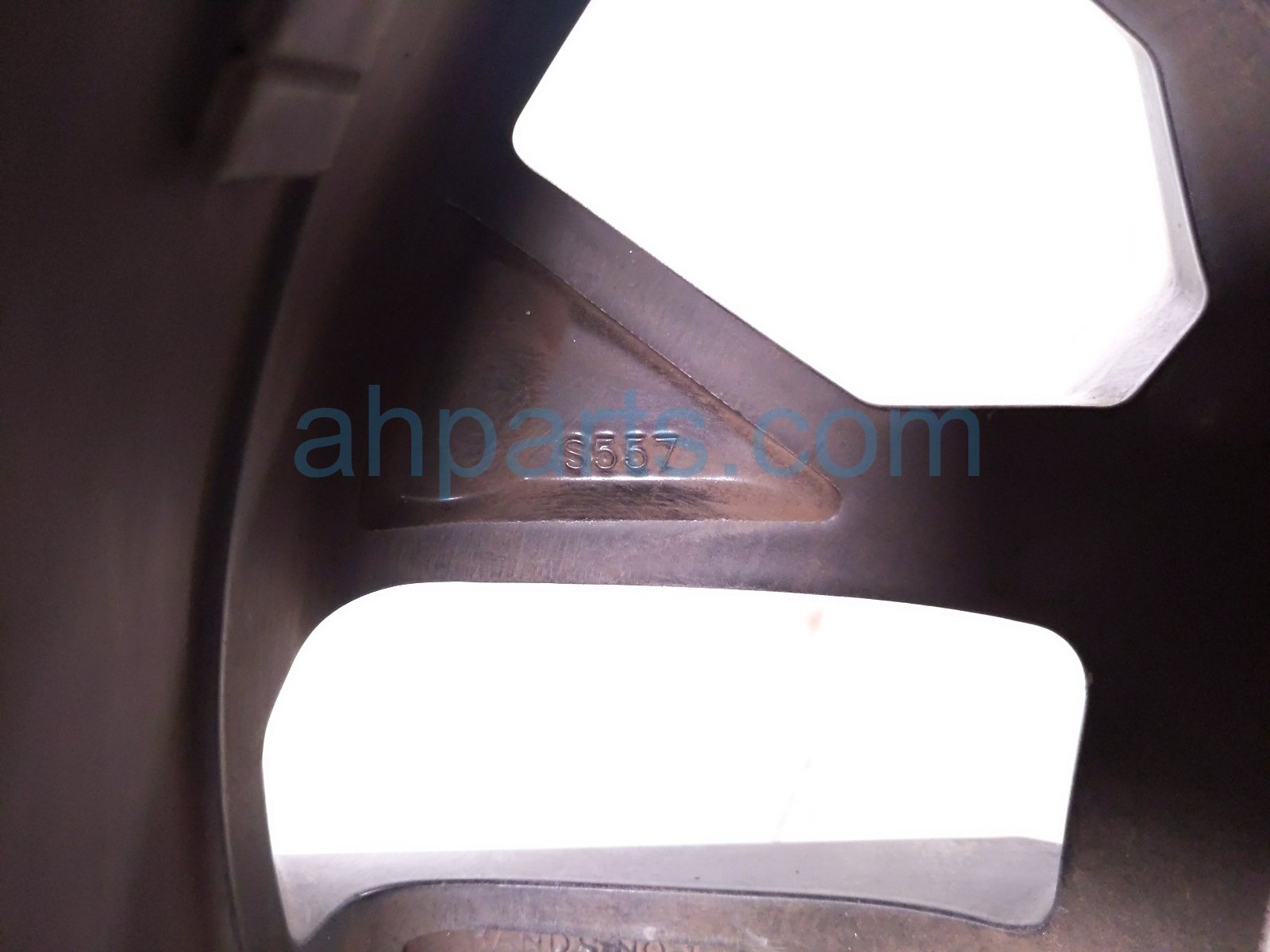 2023 Kia Telluride Rear Driver Wheel / Rim 52910 S9620 Replacement 2023 Kia Telluride Rear Driver Wheel / Rim 52910 S9620 Replacement thumbnail