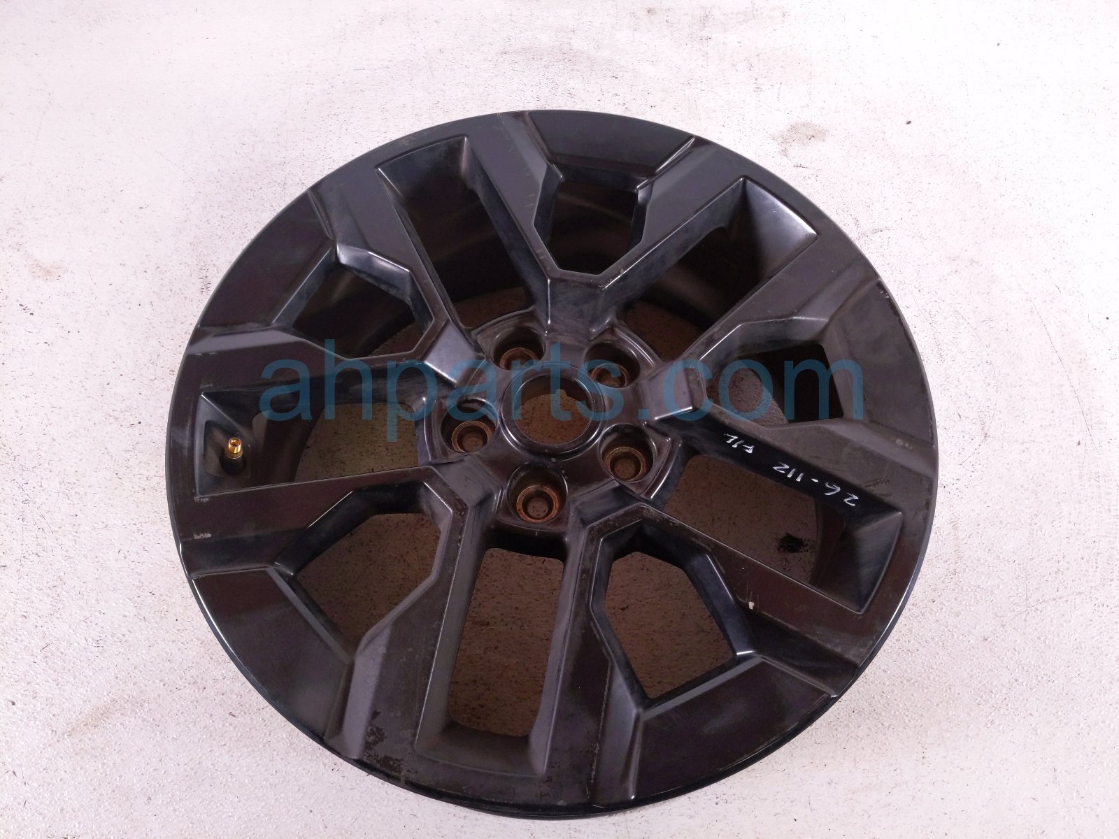 2023 Kia Telluride Front Driver Wheel / Rim 52910 S9620 Replacement 2023 Kia Telluride Front Driver Wheel / Rim 52910 S9620 Replacement thumbnail