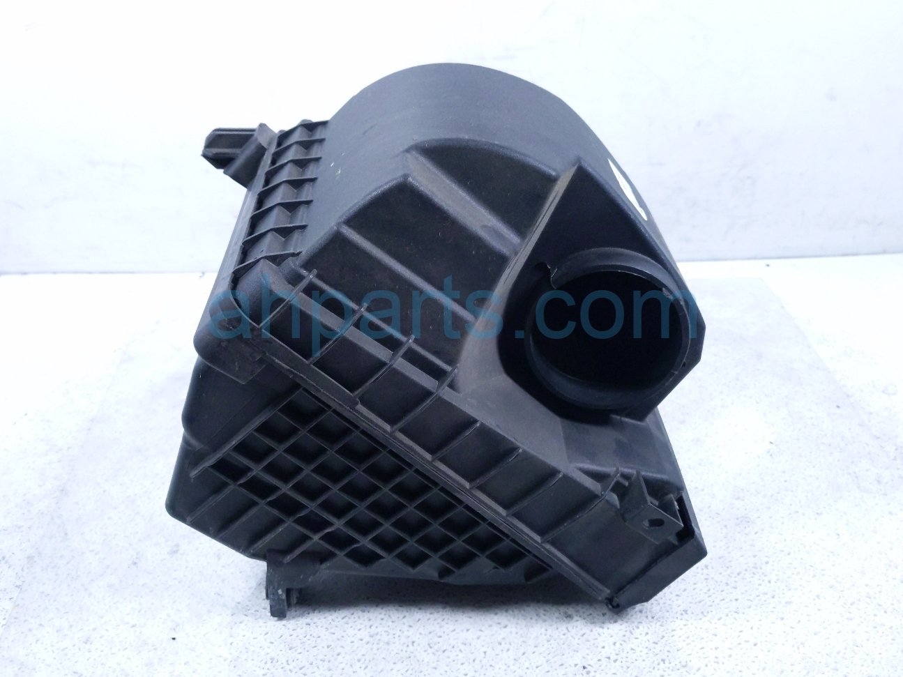 2023 Kia Telluride Air Cleaner Intake Box 28110 C6200 Replacement 2023 Kia Telluride Air Cleaner Intake Box 28110 C6200 Replacement