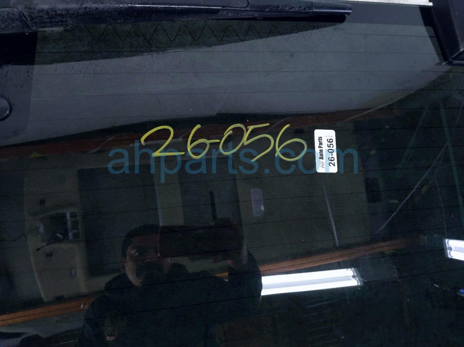 2017 Jeep Wrangler Back Glass Rear Windshield W/motor Assy 511038AA Replacement 2017 Jeep Wrangler Back Glass Rear Windshield W/motor Assy 511038AA Replacement thumbnail