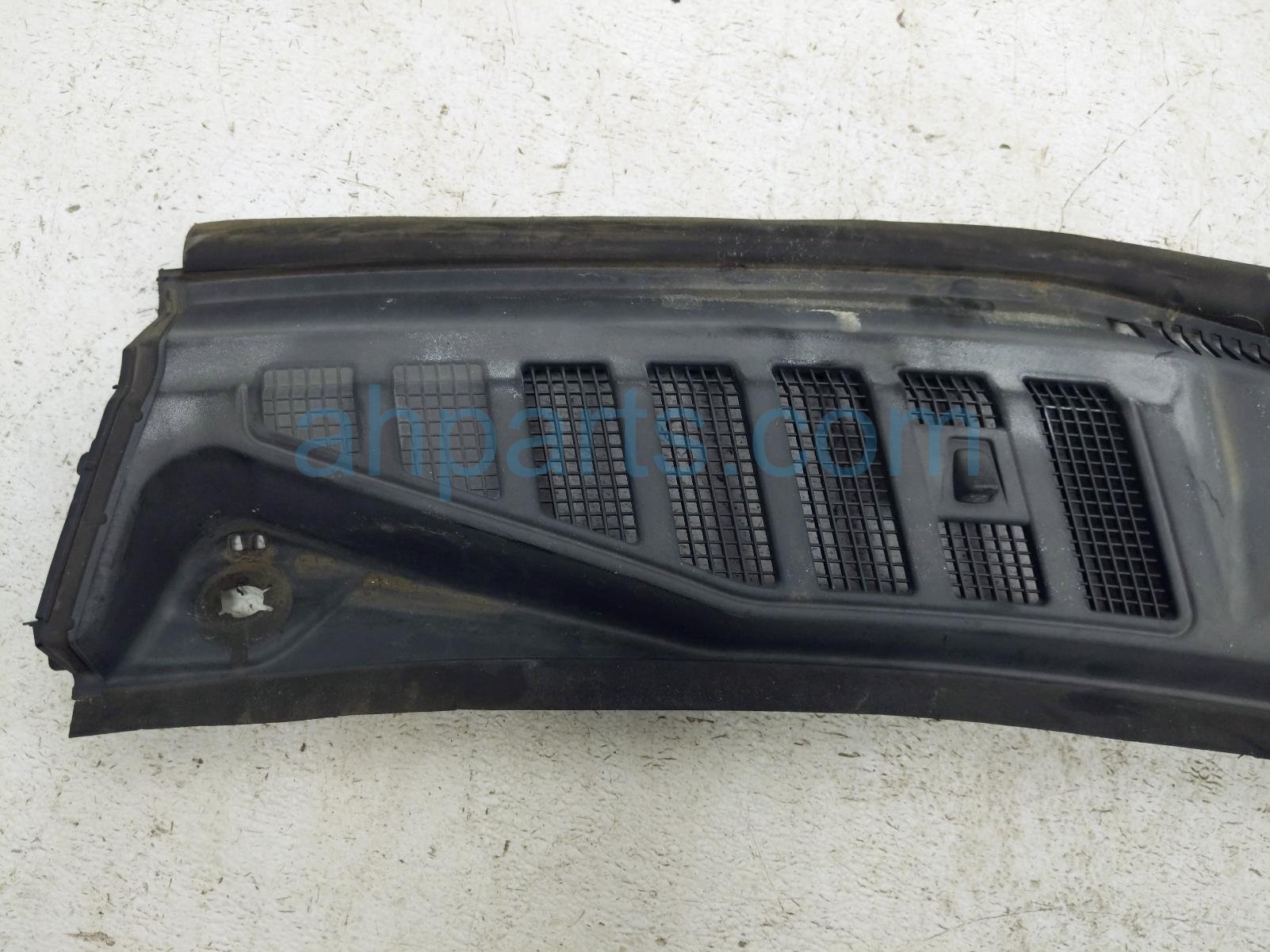 2018 Ford F150 Cover Passenger Windshield Cowl Grille Panel FL3Z 15022A68 B Replacement 2018 Ford F150 Cover Passenger Windshield Cowl Grille Panel FL3Z 15022A68 B Replacement thumbnail