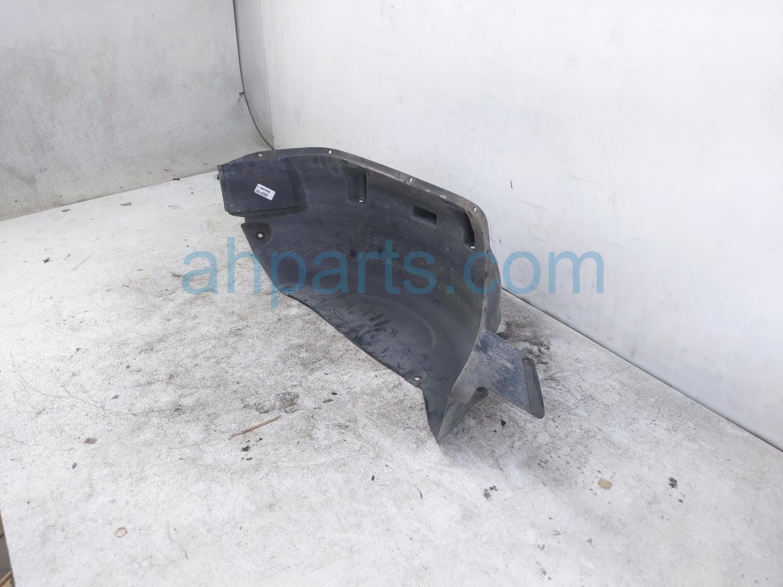 2017 Jeep Wrangler Rear Passenger Inner Fender Liner 55157126AK Replacement 2017 Jeep Wrangler Rear Passenger Inner Fender Liner 55157126AK Replacement thumbnail