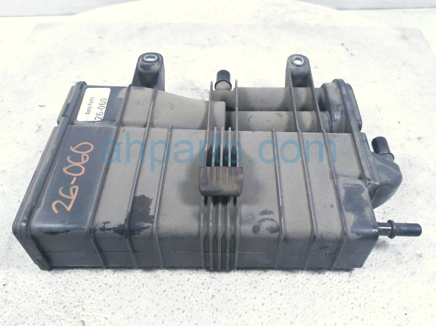 BMW FUEL VAPOR CHARCOAL CANISTER