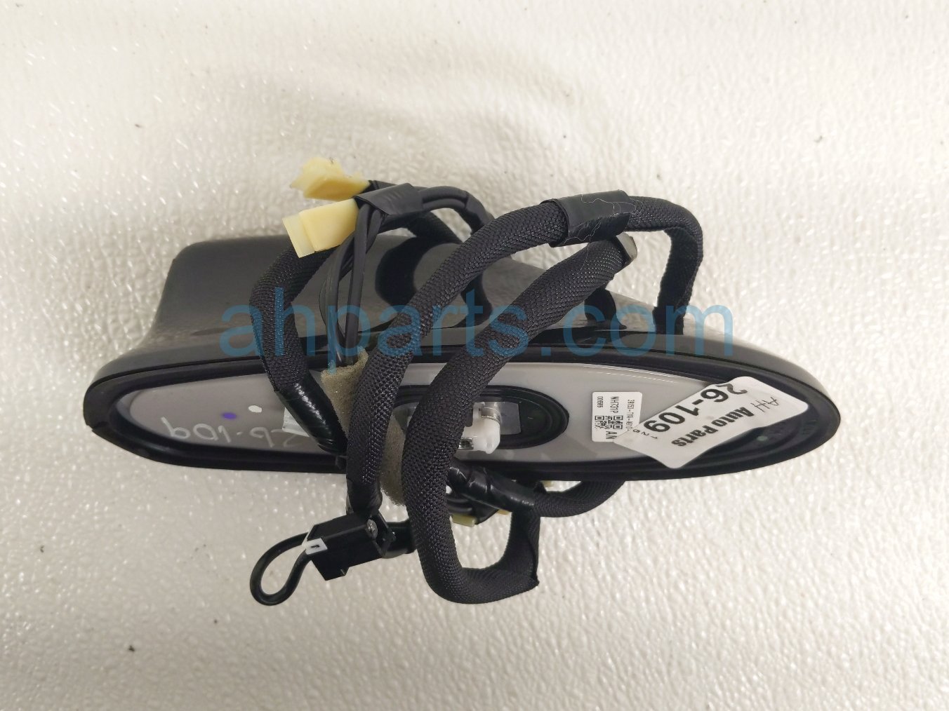 Honda ANTENNA - ROOF MTD - BLACK