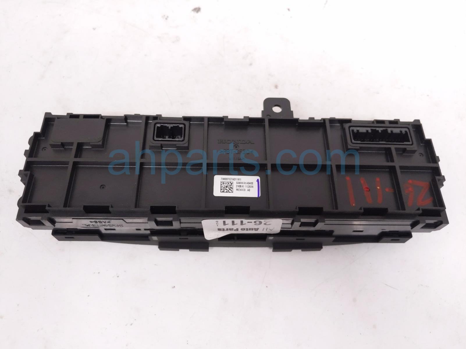 2019 Honda Pilot Temperature Climate Heater/ac Control(on Dash) 79600 TG7 A01ZB Replacement 2019 Honda Pilot Temperature Climate Heater/ac Control(on Dash) 79600 TG7 A01ZB Replacement thumbnail