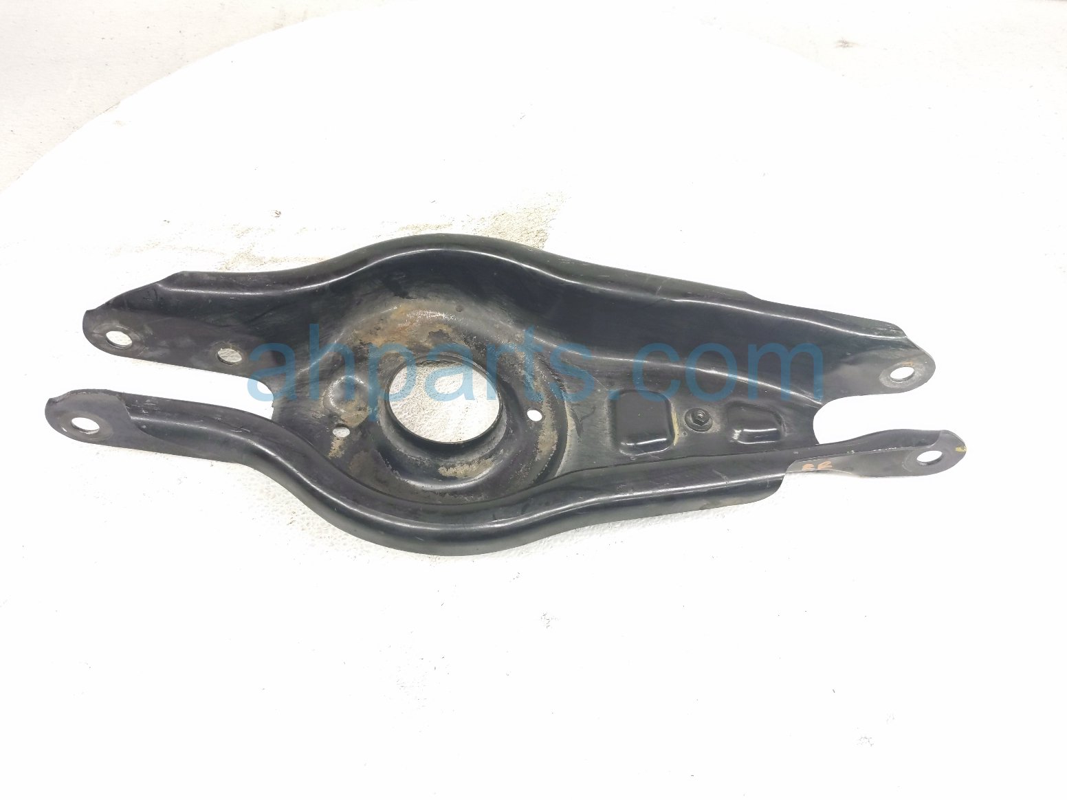 Tesla RR/RH SPRING SEAT LOWER CONTROL ARM