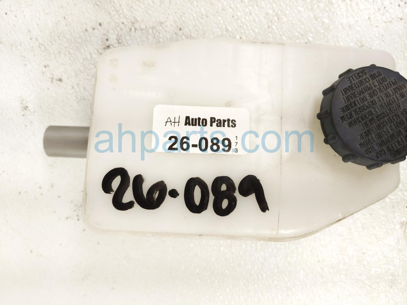 2021 Tesla Model Y Brake Master Cylinder W/reservoir 1188673 00 A Replacement 2021 Tesla Model Y Brake Master Cylinder W/reservoir 1188673 00 A Replacement thumbnail
