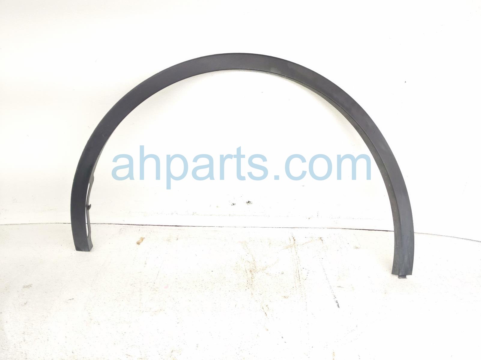 Tesla FR/LH FENDER FLARE - WHITE Tesla FR/LH FENDER FLARE - WHITE