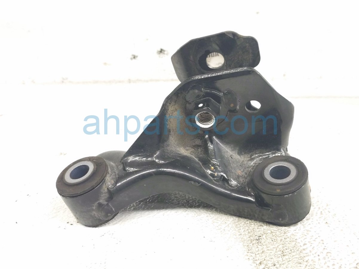 2021 Tesla Model Y Engine/motor Front Passenger Motor Mount Bracket 1110232 00 C Replacement 2021 Tesla Model Y Engine/motor Front Passenger Motor Mount Bracket 1110232 00 C Replacement thumbnail