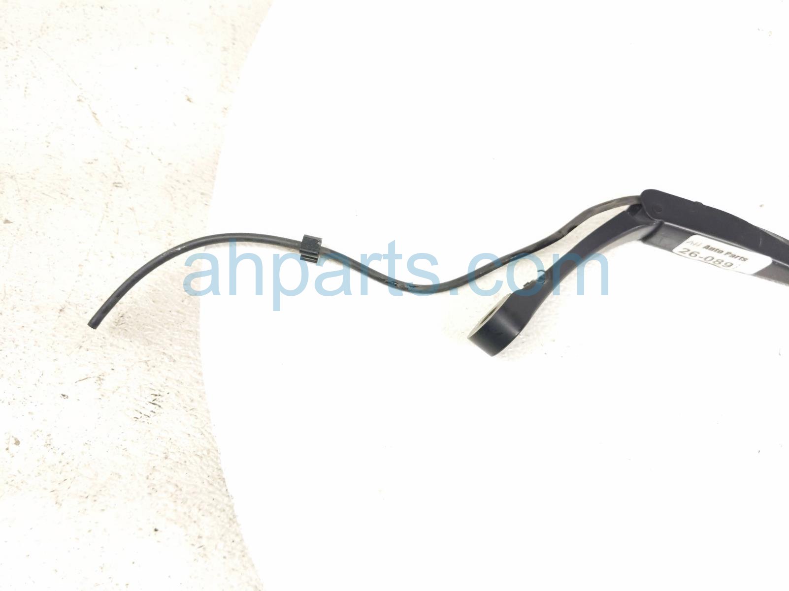2021 Tesla Model Y Driver Windshield Wiper Arm 1490245 00 A Replacement 2021 Tesla Model Y Driver Windshield Wiper Arm 1490245 00 A Replacement thumbnail