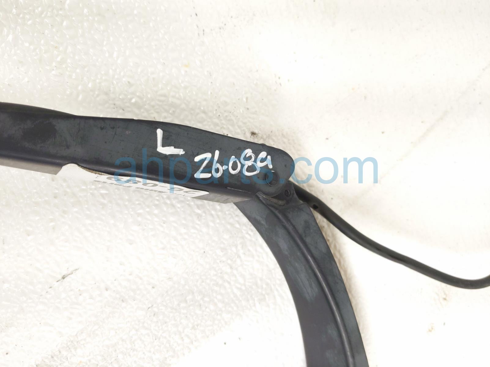 2021 Tesla Model Y Driver Windshield Wiper Arm 1490245 00 A Replacement 2021 Tesla Model Y Driver Windshield Wiper Arm 1490245 00 A Replacement thumbnail