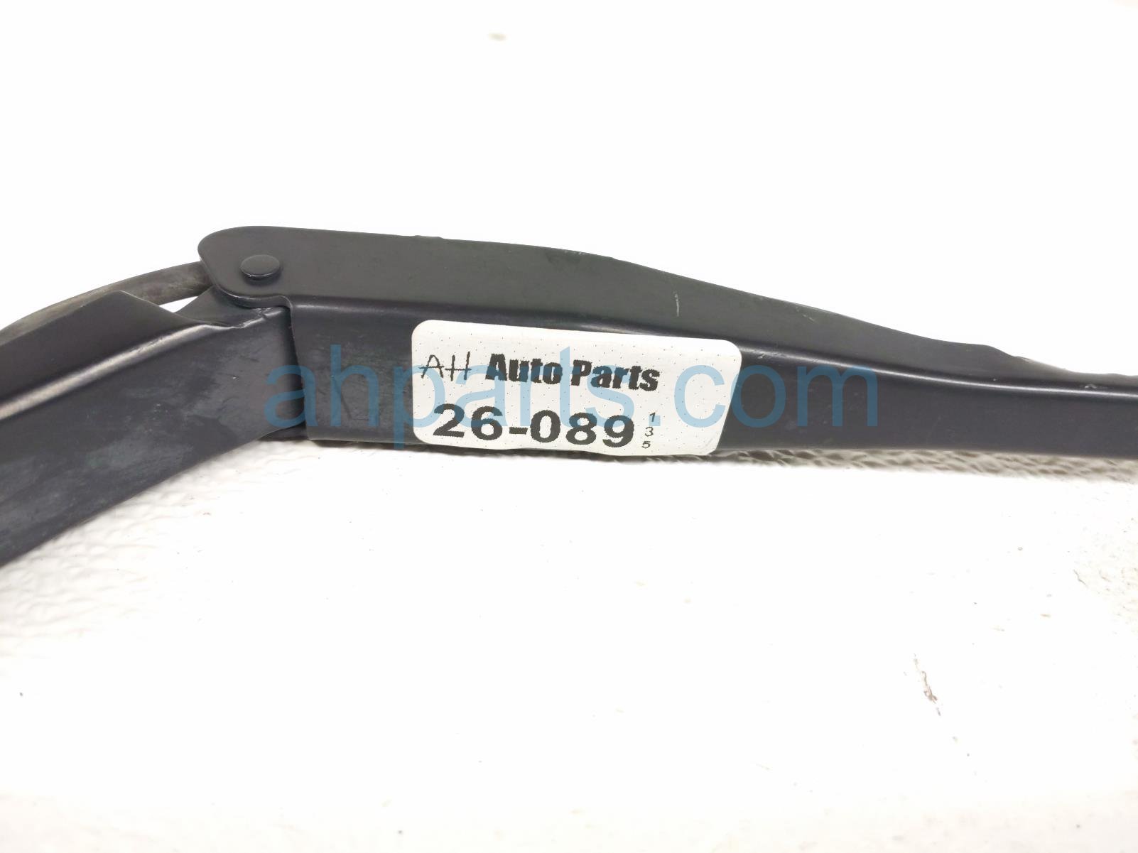 2021 Tesla Model Y Driver Windshield Wiper Arm 1490245 00 A Replacement 2021 Tesla Model Y Driver Windshield Wiper Arm 1490245 00 A Replacement thumbnail