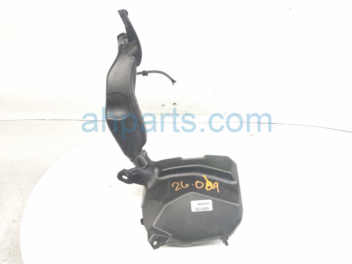 2021 Tesla Model Y Windshield Washer Reservoir Tank 1490400 00 B Replacement 2021 Tesla Model Y Windshield Washer Reservoir Tank 1490400 00 B Replacement thumbnail