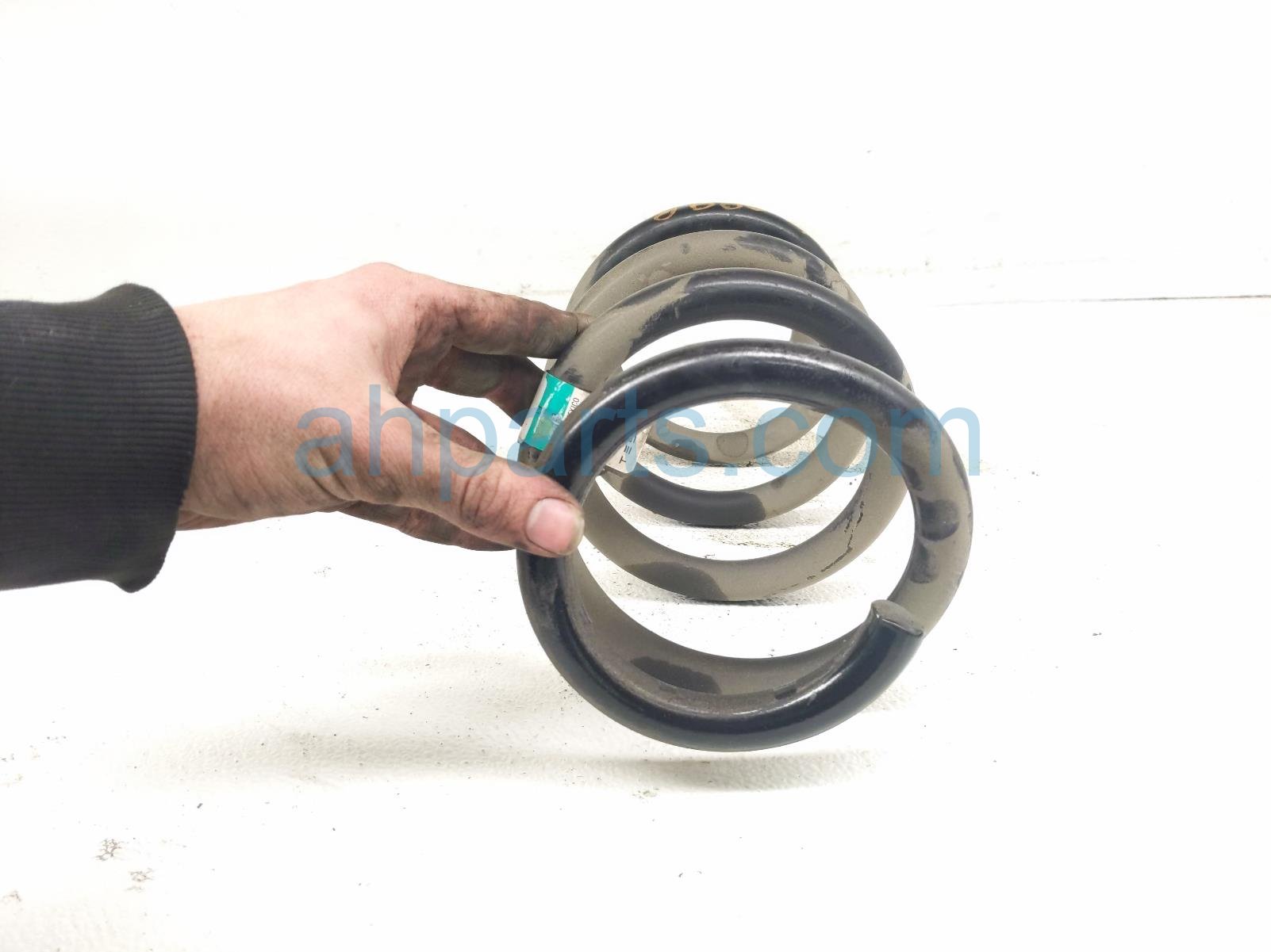 2021 Tesla Model Y Strut / / Shock Absorber Rear Driver Coil Spring Awd 1188474 00 B Replacement 2021 Tesla Model Y Strut / / Shock Absorber Rear Driver Coil Spring Awd 1188474 00 B Replacement thumbnail