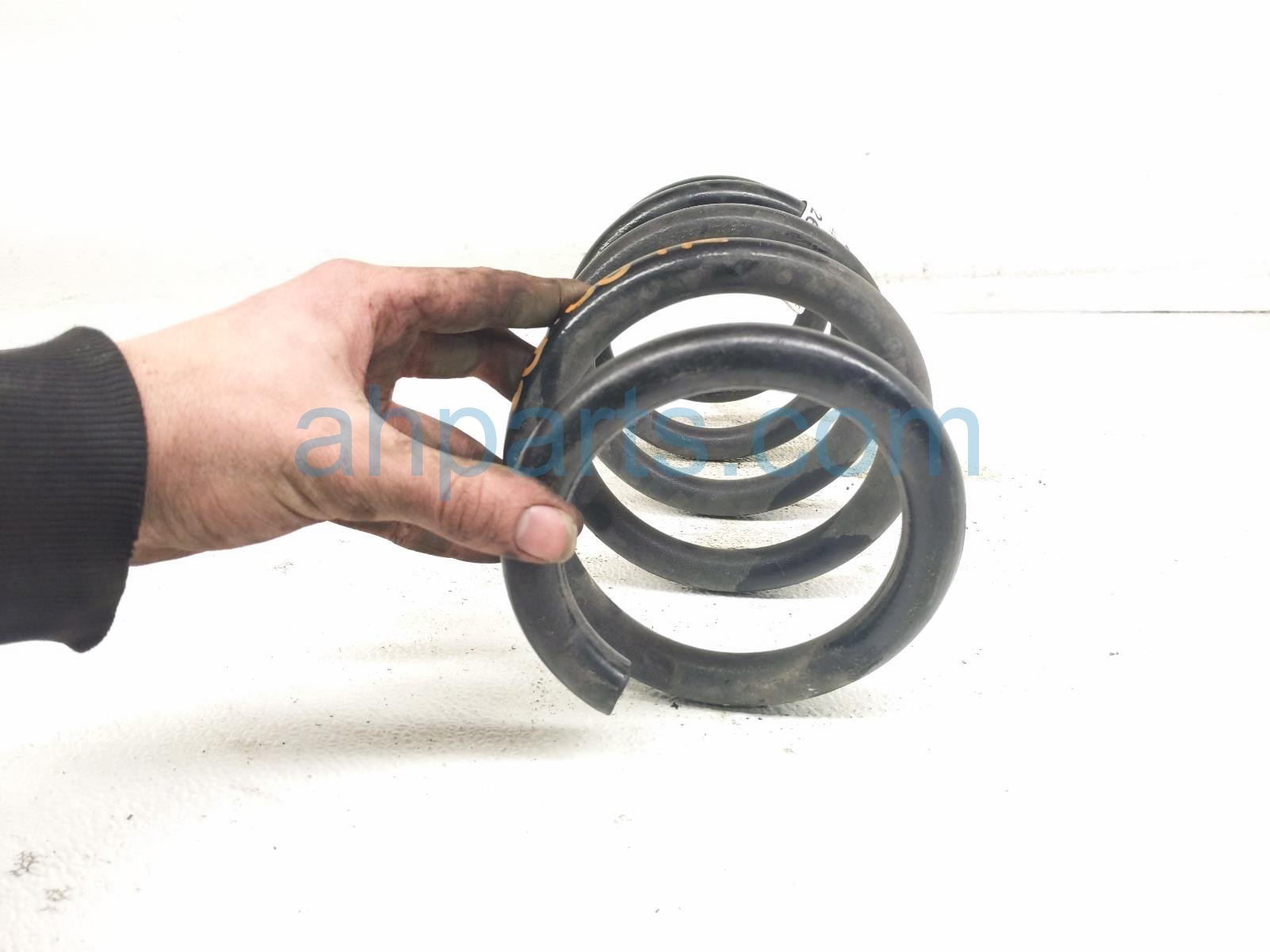 2021 Tesla Model Y Strut / / Shock Absorber Rear Driver Coil Spring Awd 1188474 00 B Replacement 2021 Tesla Model Y Strut / / Shock Absorber Rear Driver Coil Spring Awd 1188474 00 B Replacement thumbnail