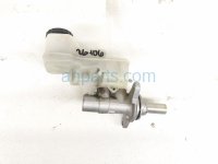 Toyota BRAKE MASTER CYLINDER W/RESERVOIR Toyota BRAKE MASTER CYLINDER W/RESERVOIR