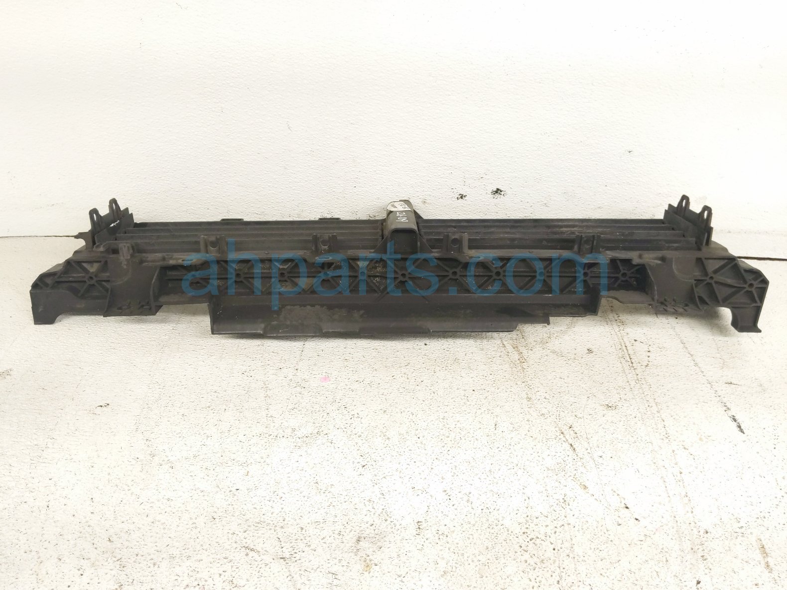 2022 Honda Accord Radiator Grille Air Shutter hyb 71300 TVA A01 Replacement 2022 Honda Accord Radiator Grille Air Shutter hyb 71300 TVA A01 Replacement thumbnail