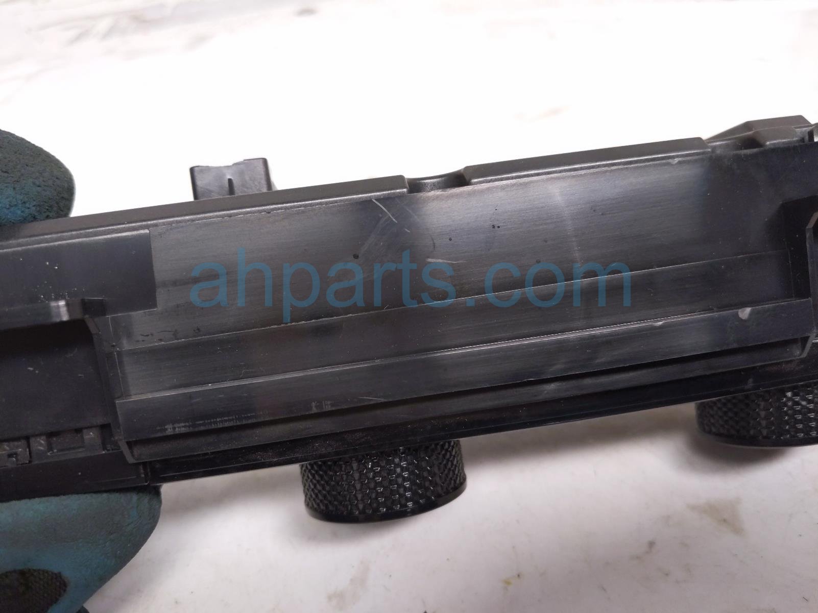 2024 Honda Accord Temperature Ac Heater A/c Climate Control(on Dash) 79610 30B A71ZA Replacement 2024 Honda Accord Temperature Ac Heater A/c Climate Control(on Dash) 79610 30B A71ZA Replacement thumbnail